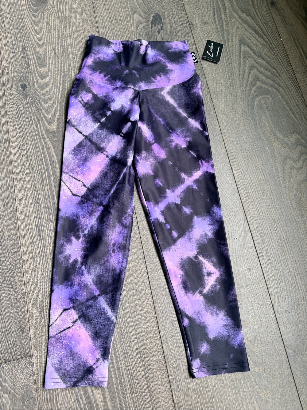 Exotica Diamond Purple Tie Dye Performance High Waisted Capri Crop Leggings